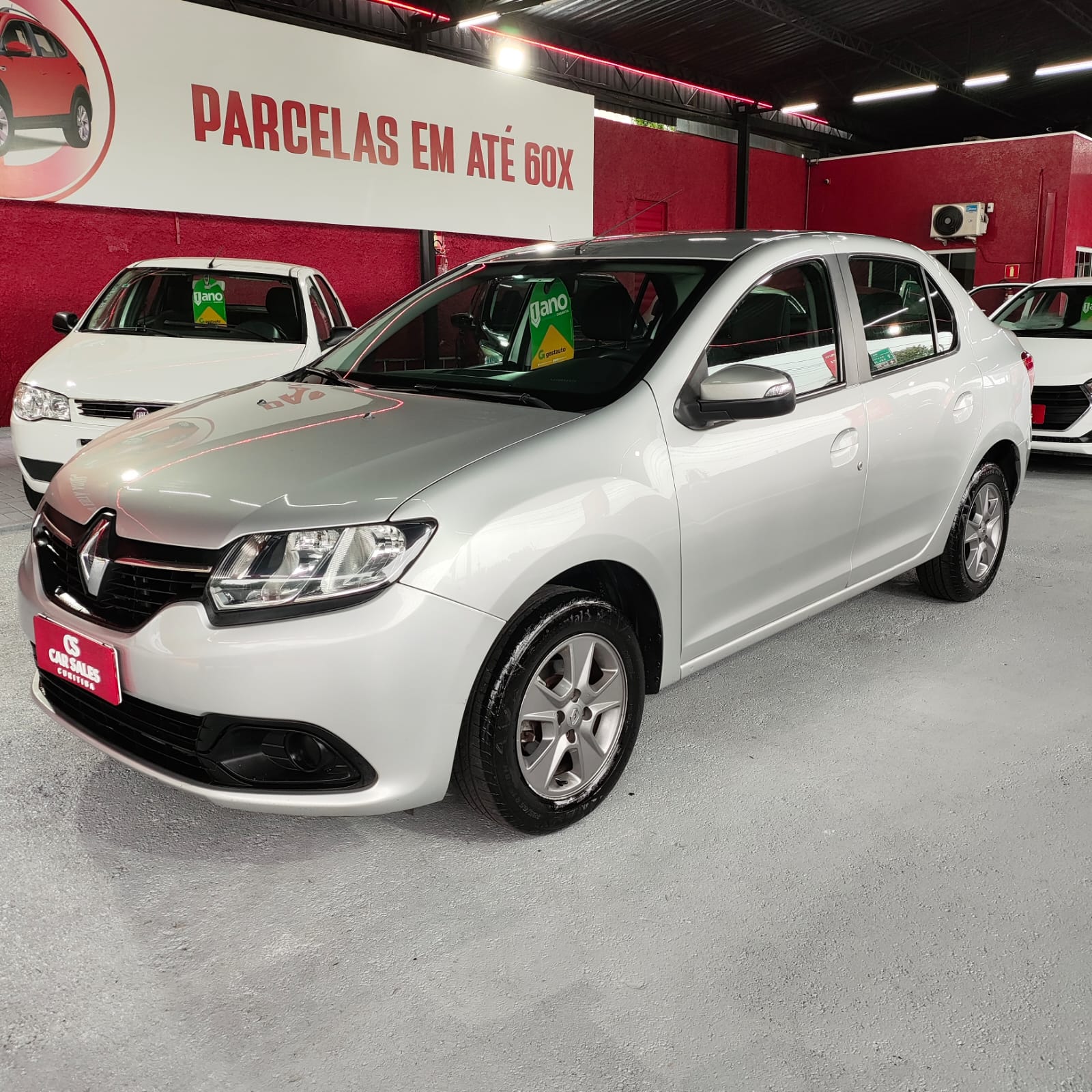 Renault Logan 1.0 12V 5P