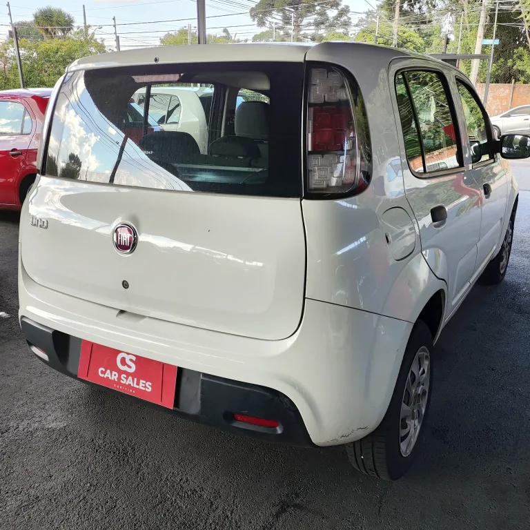 FIAT UNO ATTRACTIVE 1.0 2021