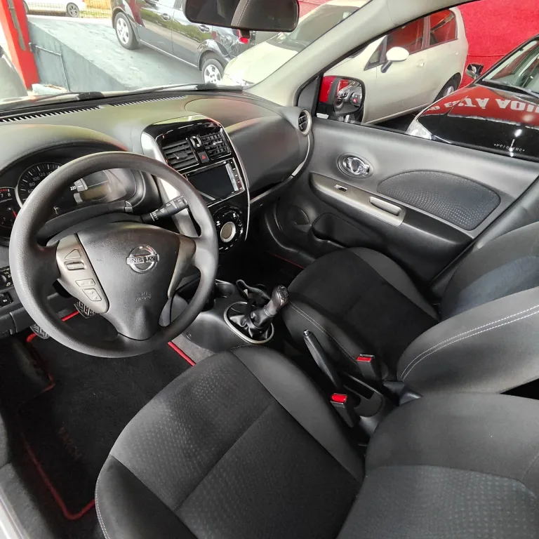 NISSAN / MARCH SL 1.6 16V FLEX FUEL 5P