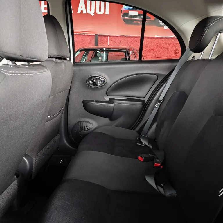 NISSAN / MARCH SL 1.6 16V FLEX FUEL 5P