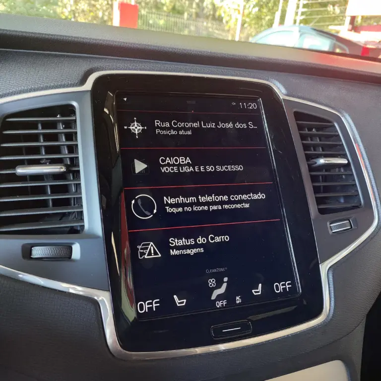 VOLVO / XC 90 T-6 MOMENTUM 2.0 320CV 5P