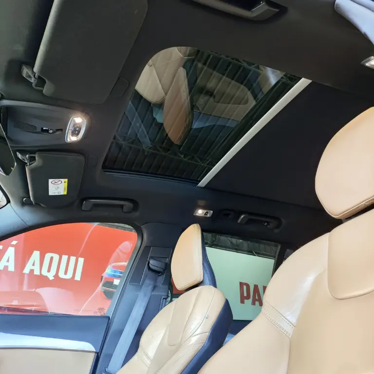 VOLVO / XC 90 T-6 MOMENTUM 2.0 320CV 5P