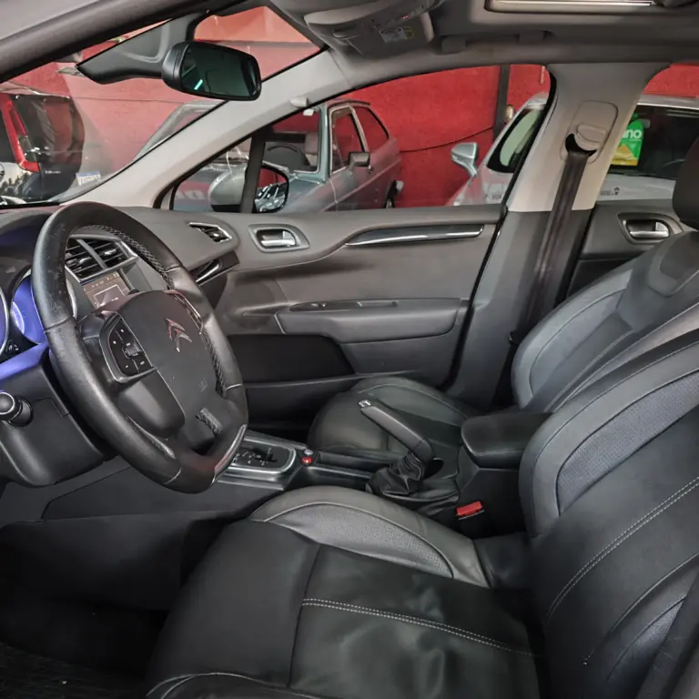 CITROËN / C4 LOUNGE EXCLUSIVE 1.6 TURBO FLEX AUT.