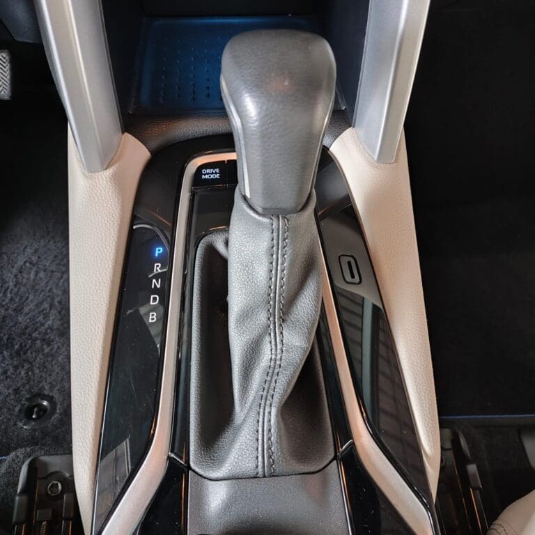 TOYOTA / COROLLA CROSS XRX 1.8 16V AUT. (HÍBRIDO)