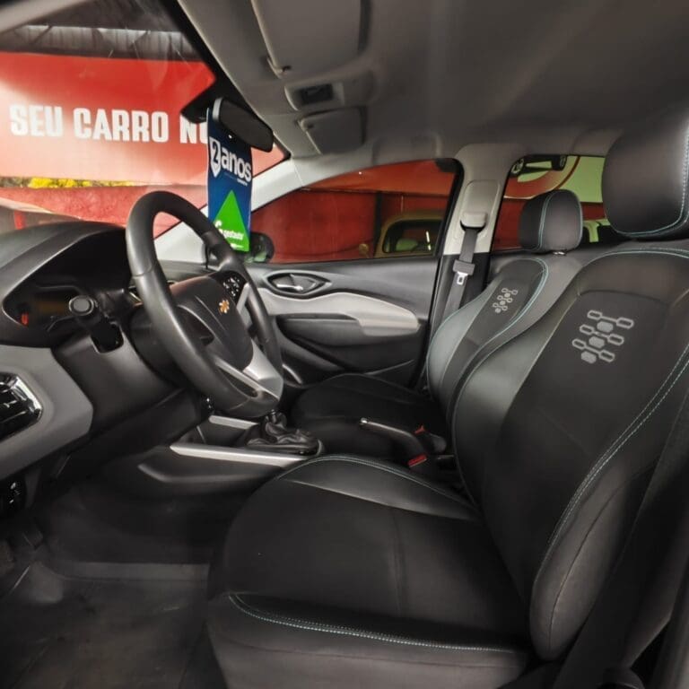 CHEVROLET / ONIX HATCH LT 1.0 8V FLEXPOWER 5P MEC