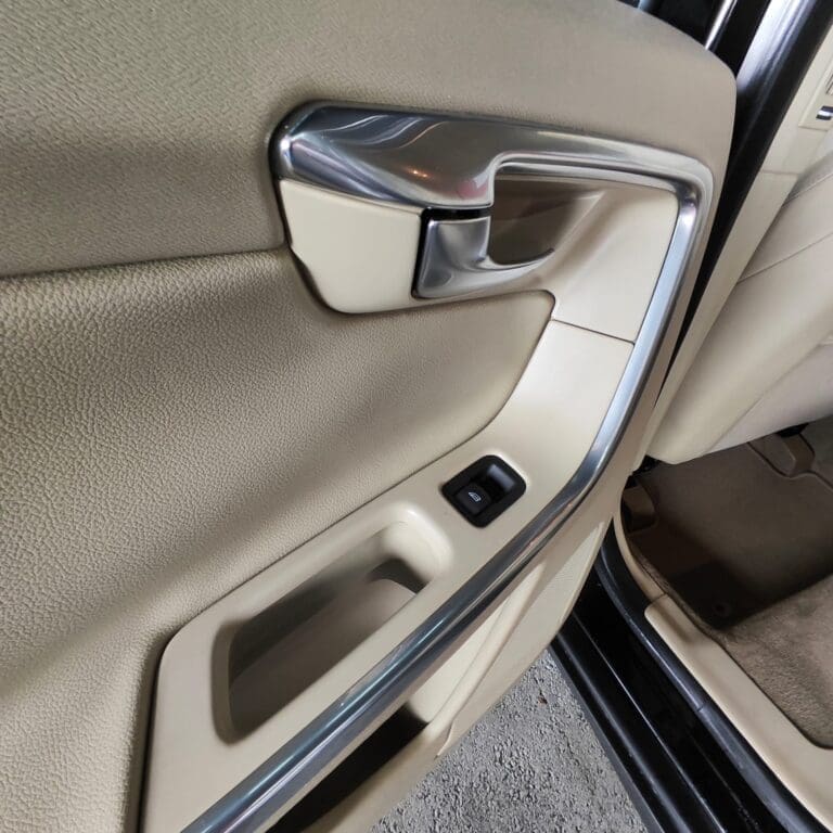 VOLVO / XC 60 3.0 AWD 5P