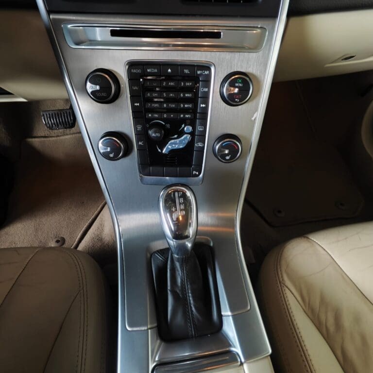 VOLVO / XC 60 3.0 AWD 5P