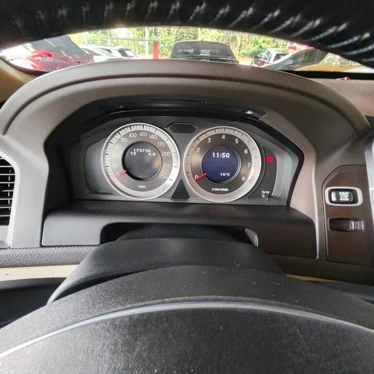 VOLVO / XC 60 3.0 AWD 5P