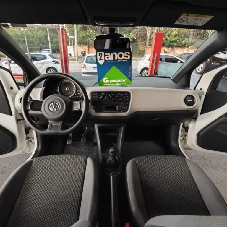VOLKSWAGEN UP! TRACK 1.0 TOTAL FLEX 12V 5P