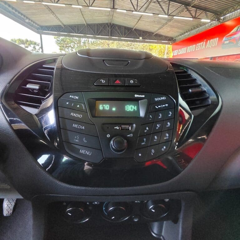 FORD / KA+ SEDAN 1.0 SE/SE PLUS TIVCT FLEX 4P