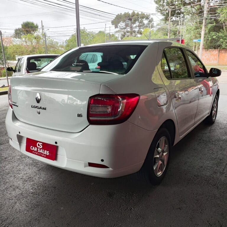 RENAULT LOGAN