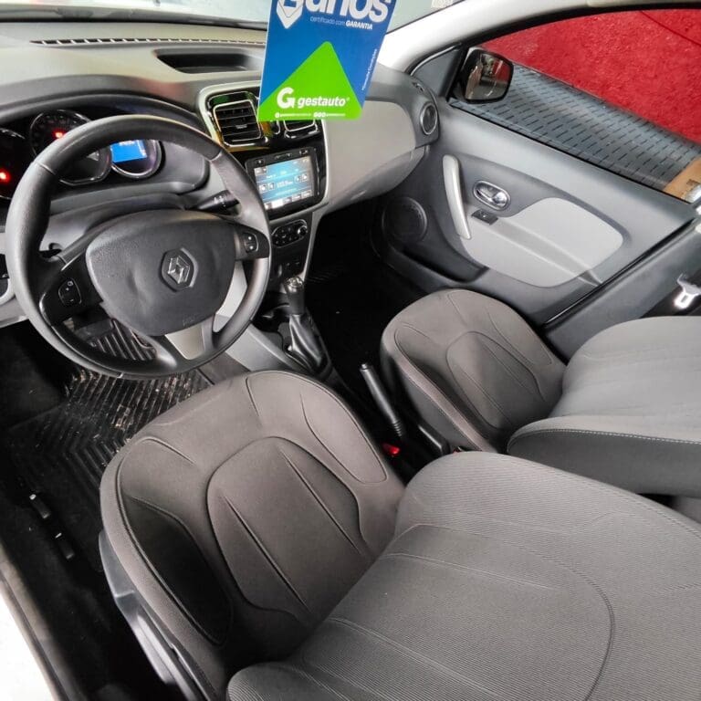 RENAULT LOGAN