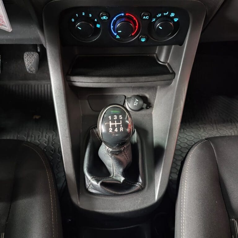 FORD KA 1.0 SE PLUS TIVCT