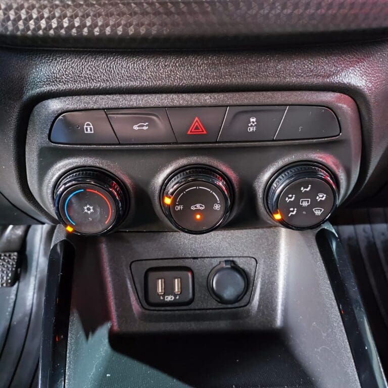 ONIX HATCH 1.0 12V FLEX 5P